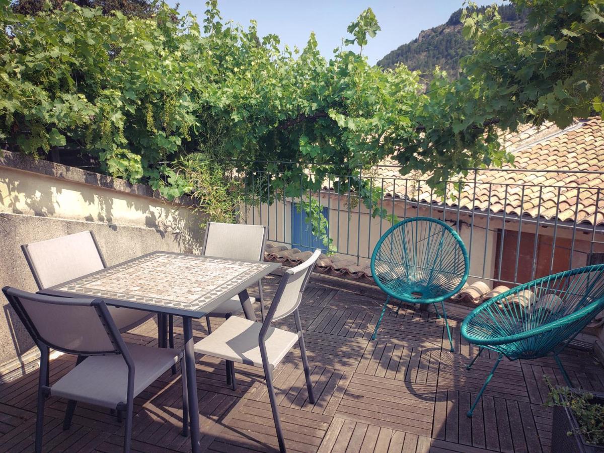 Maison De Village Avec Terrasse Luc-en-Diois ภายนอก รูปภาพ